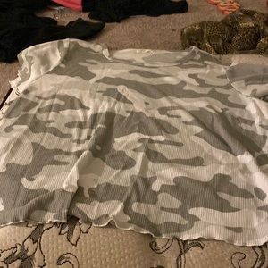 It’s a ladies plus shirt it’s like a crop top very soft